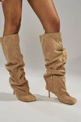 AZALEA WANG RANDALL NUDE RUCHED SUEDE BOOT