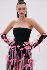 BOW DOWN FINGERLESS GLOVES