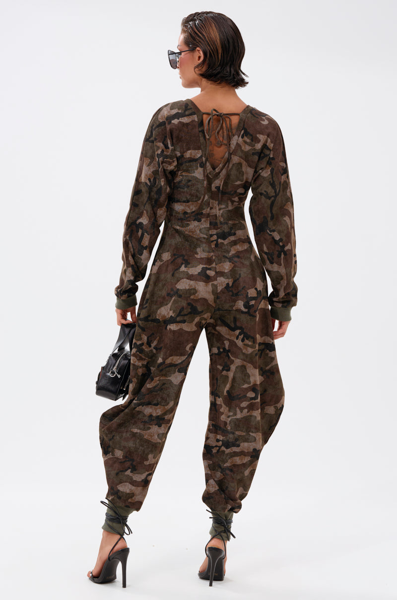 COMFY COZY SWEATSHIRT JUMPSUIT IN CAMO