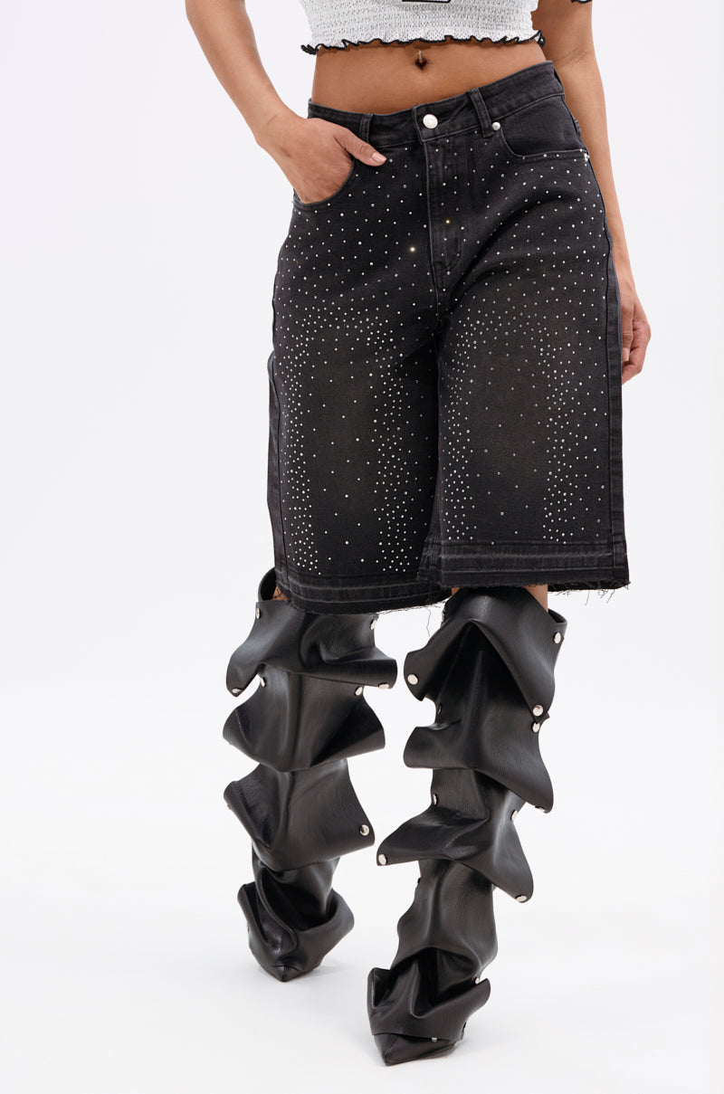 STARS SHINING RHINESTONE BERMUDA SHORT