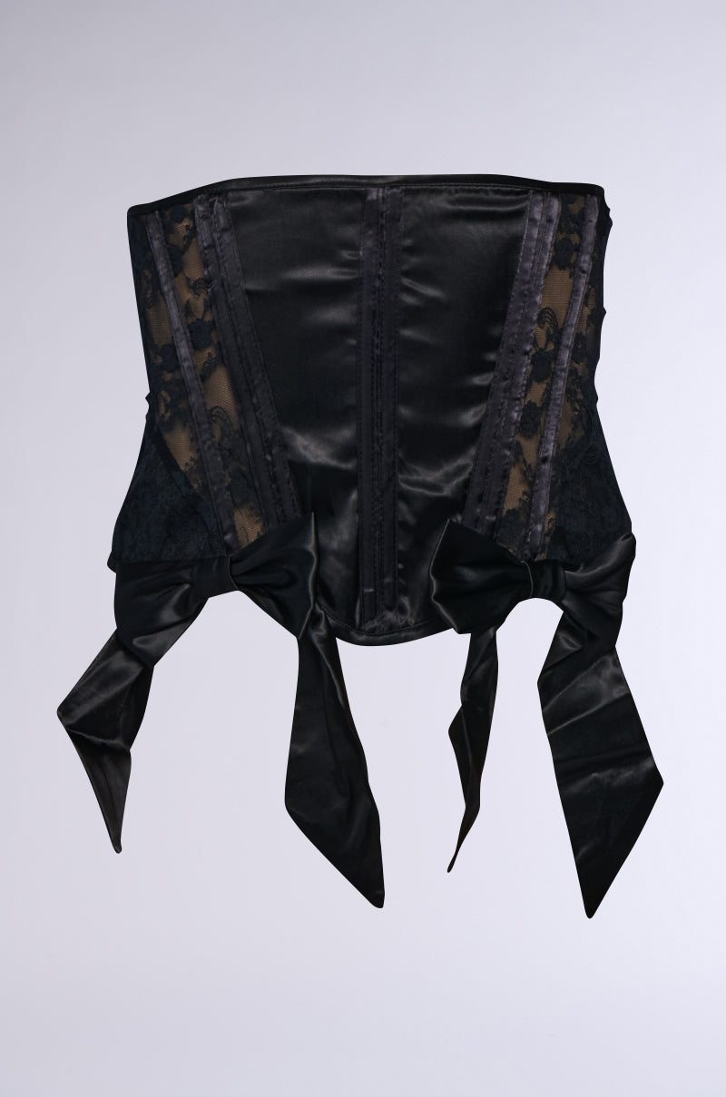 COQUETTE COUTURE BOW BELT