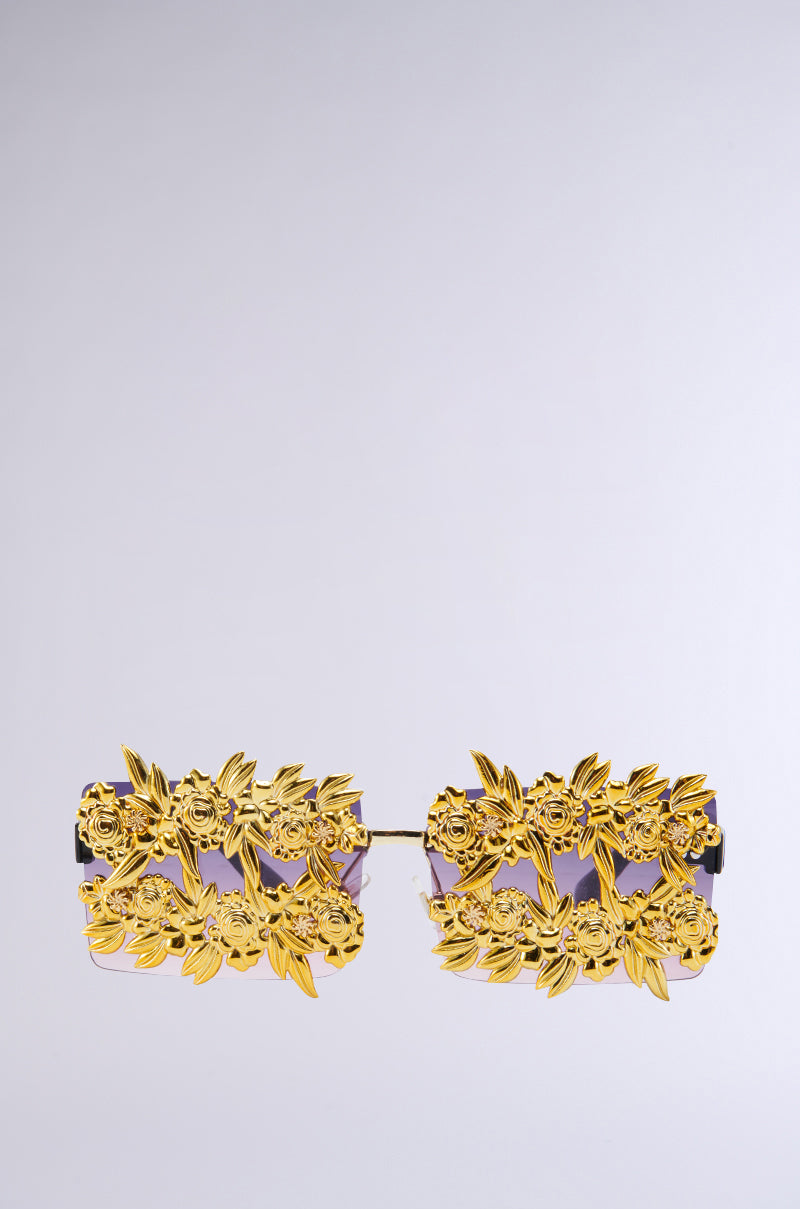 DOLCE DREAMING SUNGLASSES