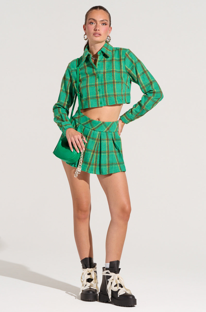 LUCKY GIRL BUTTON DOWN SHIRT