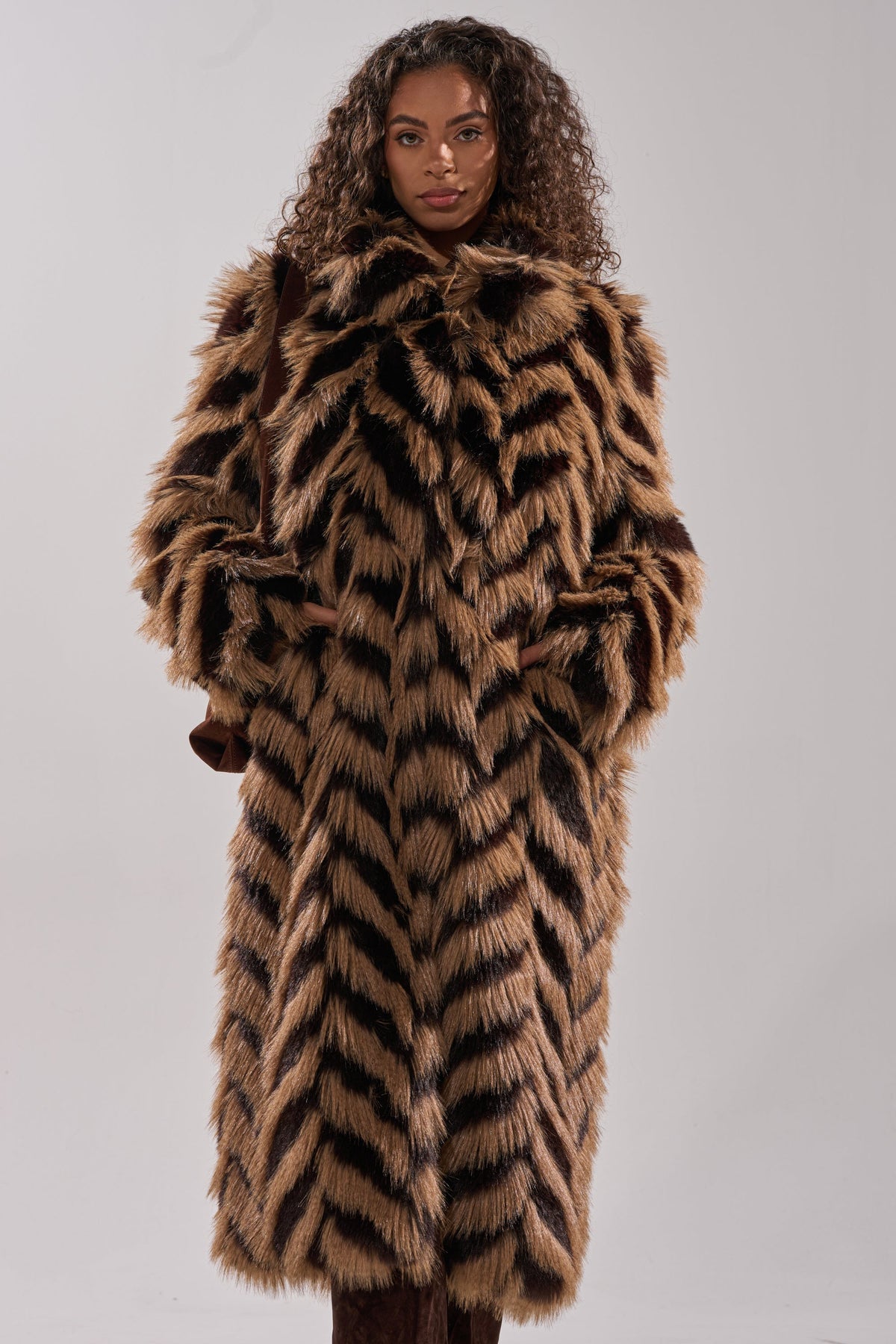 AUTUMN FAUX FUR COAT