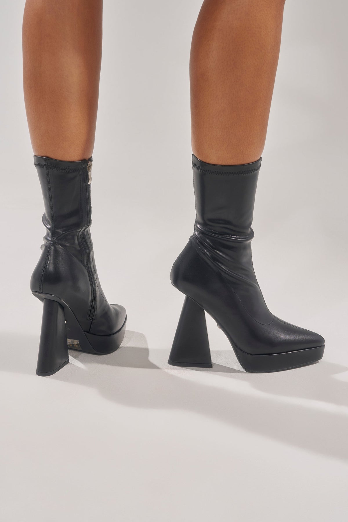 AZALEA WANG SAXTON BLACK PU CHUNKY POINTED TOE BOOTIE