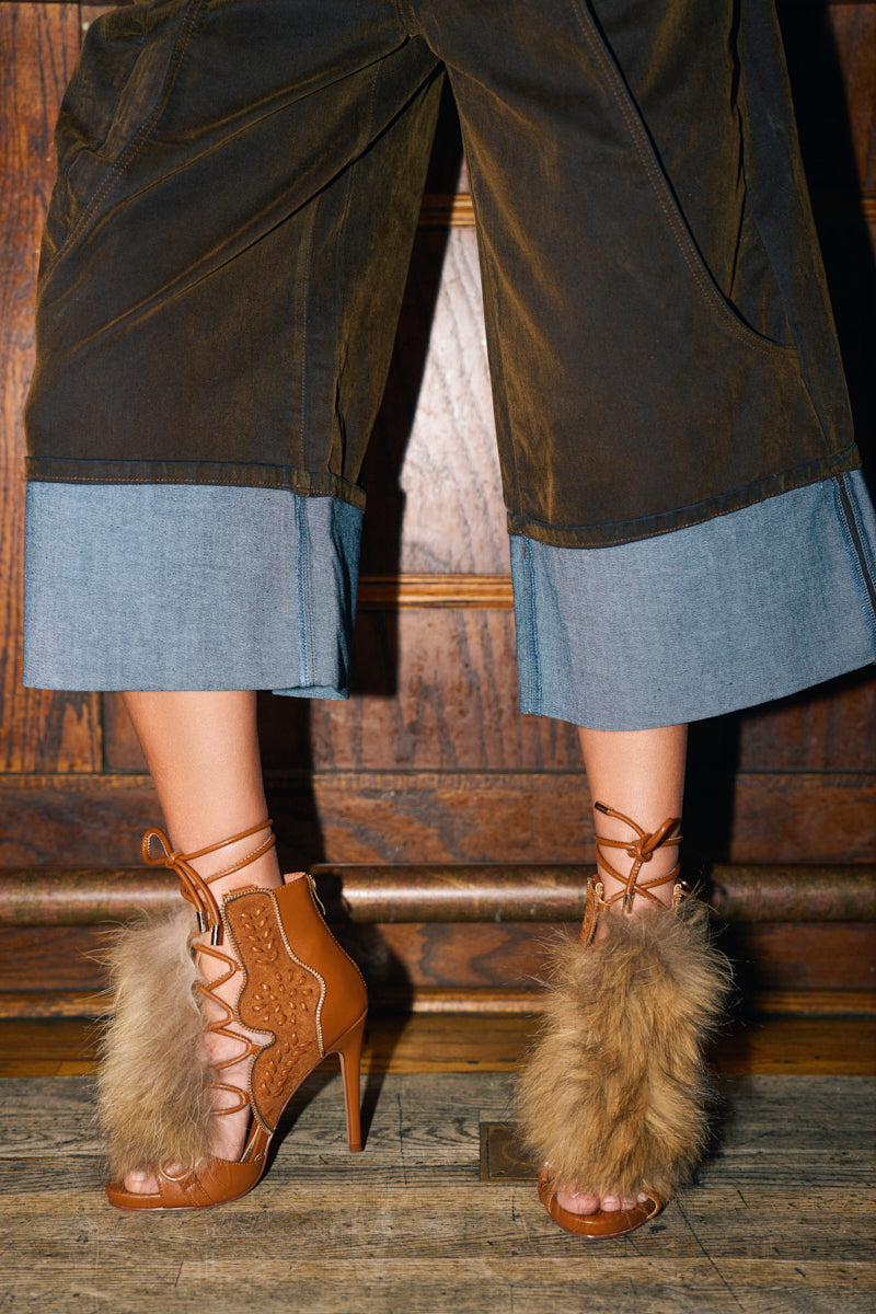 AZALEA WANG SHAINY TAN FUR SANDAL