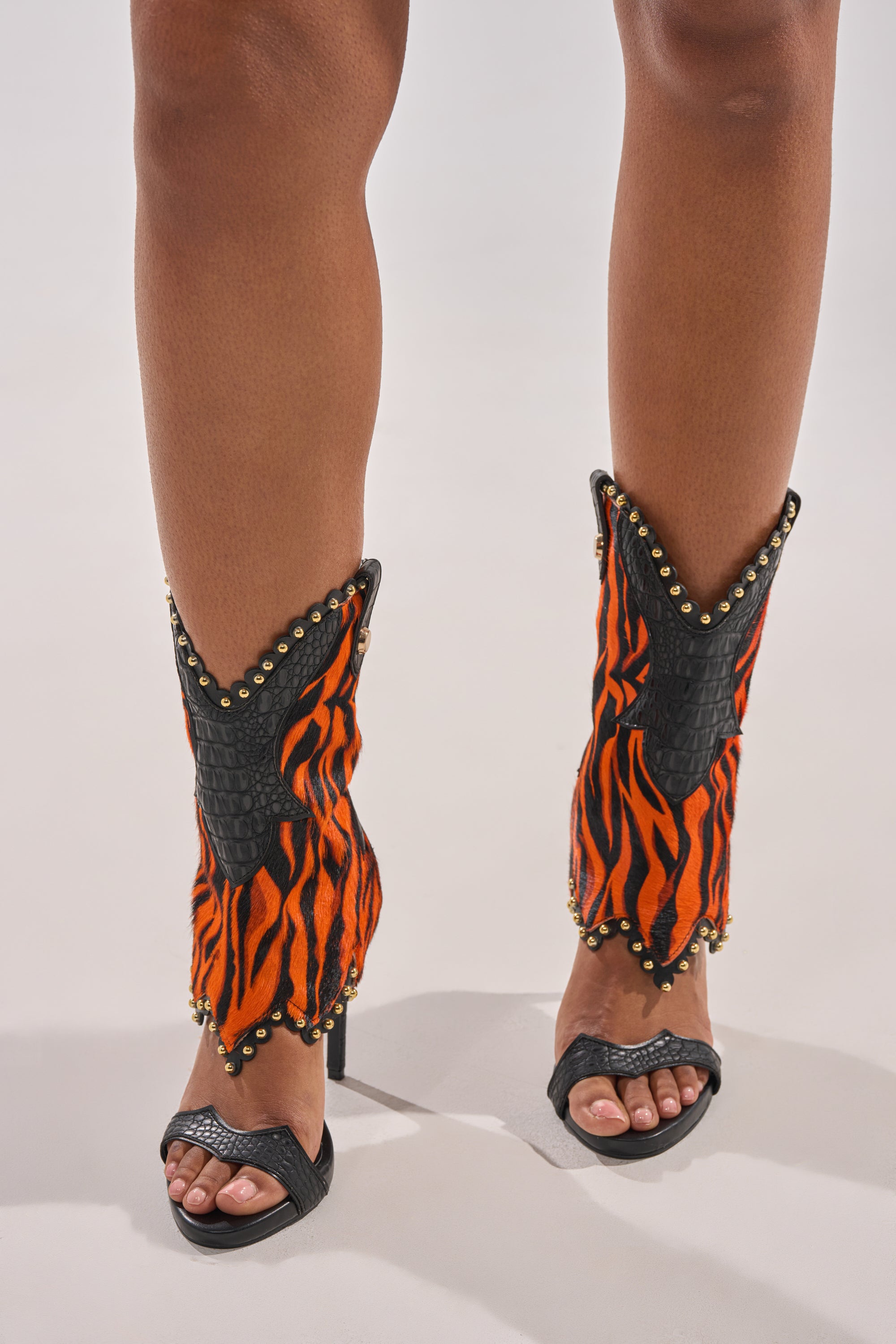 AZALEA WANG TAHLIE ORANGE MULTI WESTERN GLADIATOR SANDAL