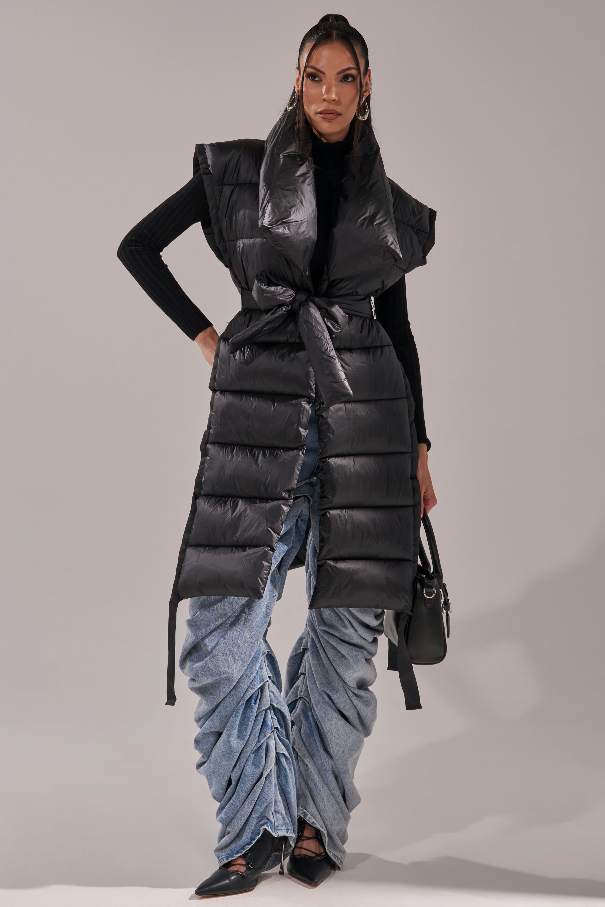 PILOT JONES LONG LINE PUFFER VEST IN BLACK