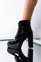 AZALEA WANG CHUNKY HEEL LACE UP BOOTIE BLACK PATENT