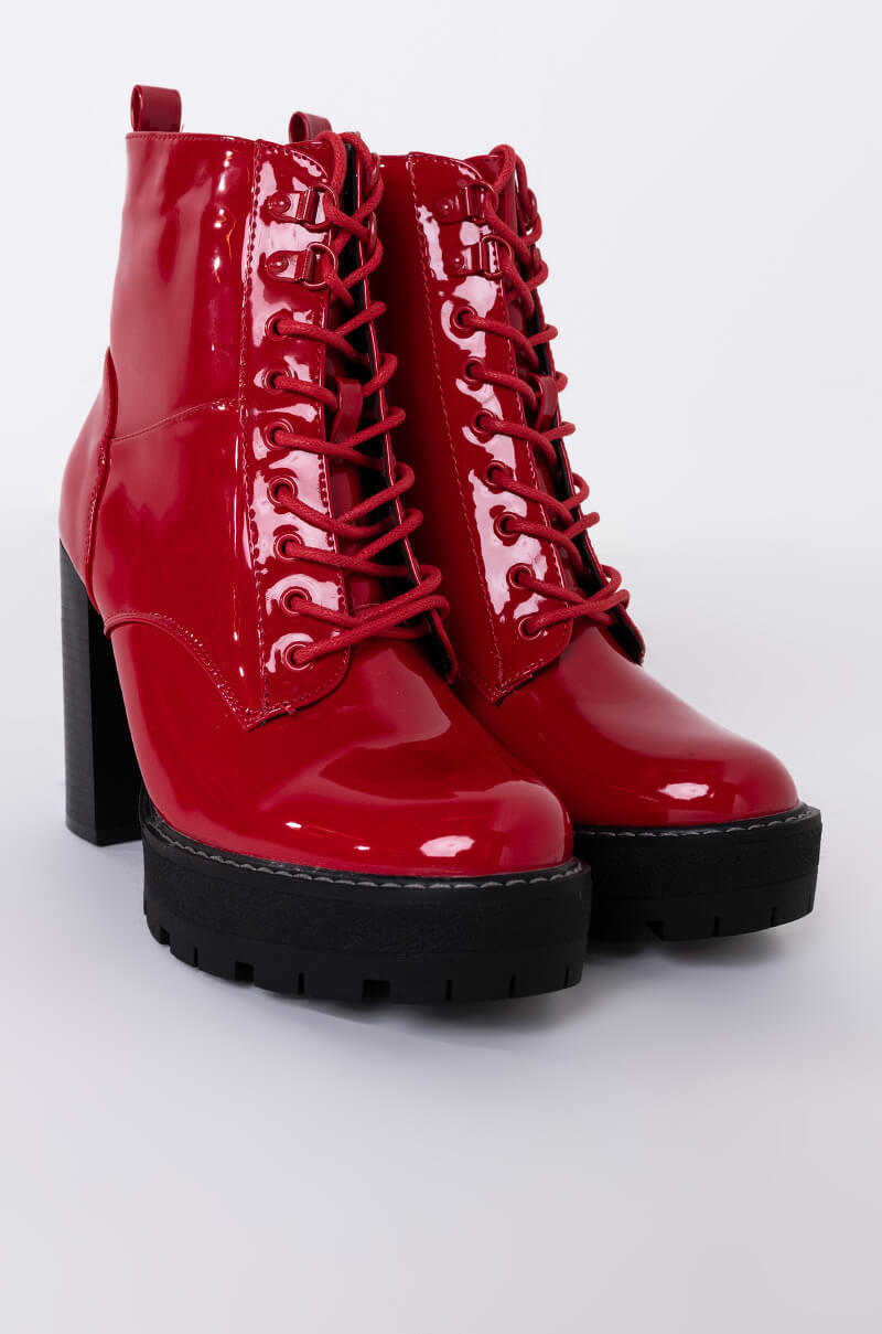 AZALEA WANG CHUNKY HEEL LACE UP BOOTIE