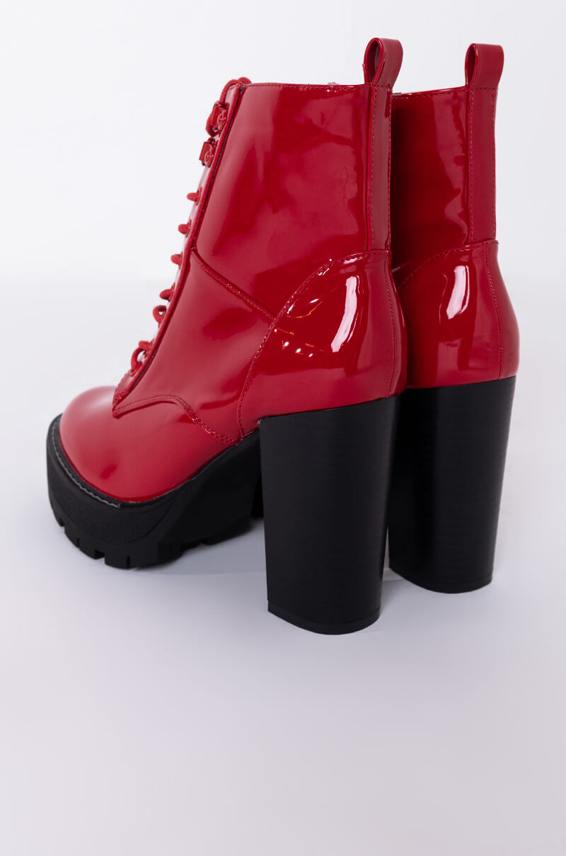 AZALEA WANG CHUNKY HEEL LACE UP BOOTIE