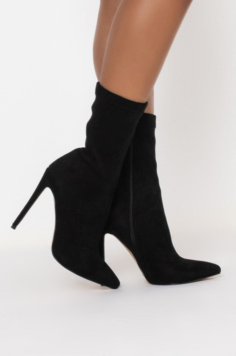AZALEA WANG DARLING STILETTO HEEL BOOTIE