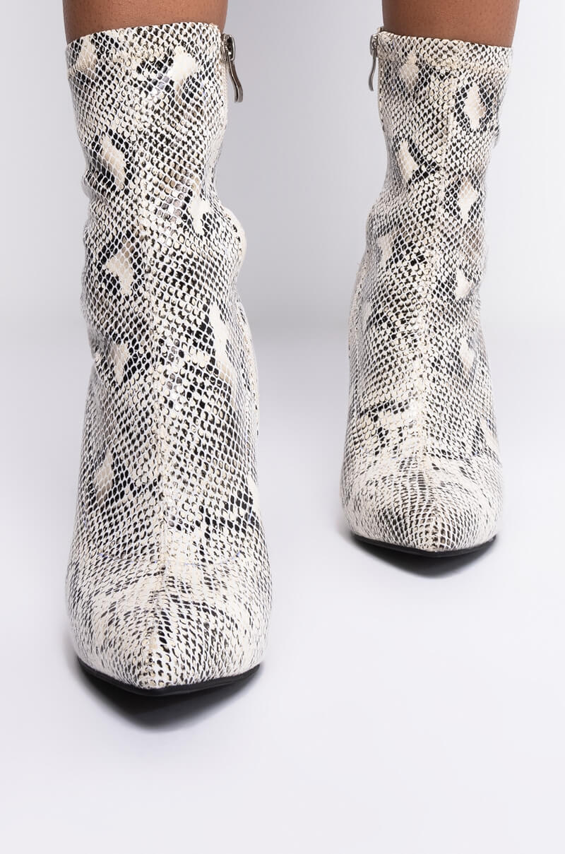 AZALEA WANG DAZED BY YOUR SMILE BOOTIE IN WHITE SNAKE