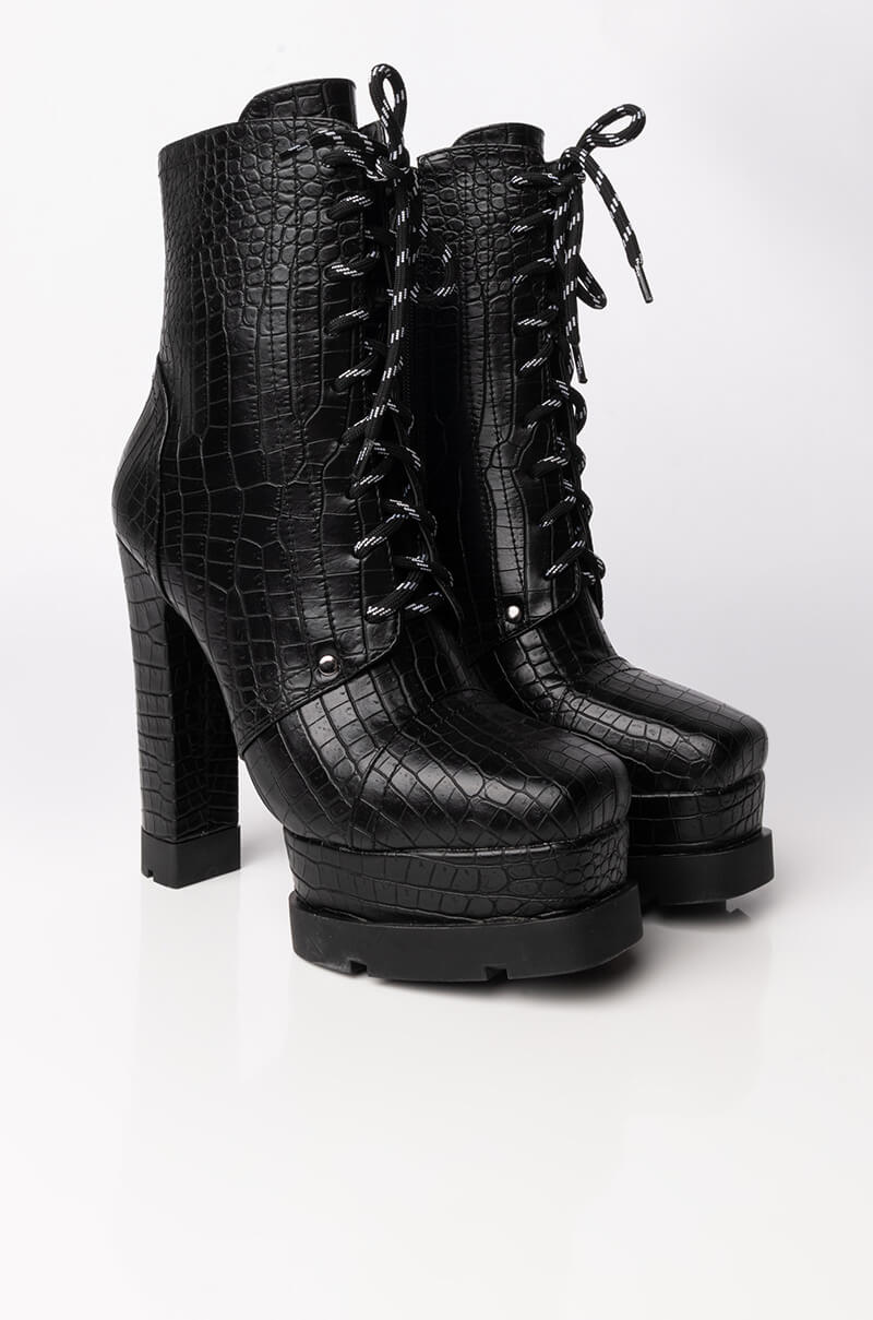 AZALEA WANG DON'T CALL ME YOURS CHUNKY BOOTIE IN BLACK