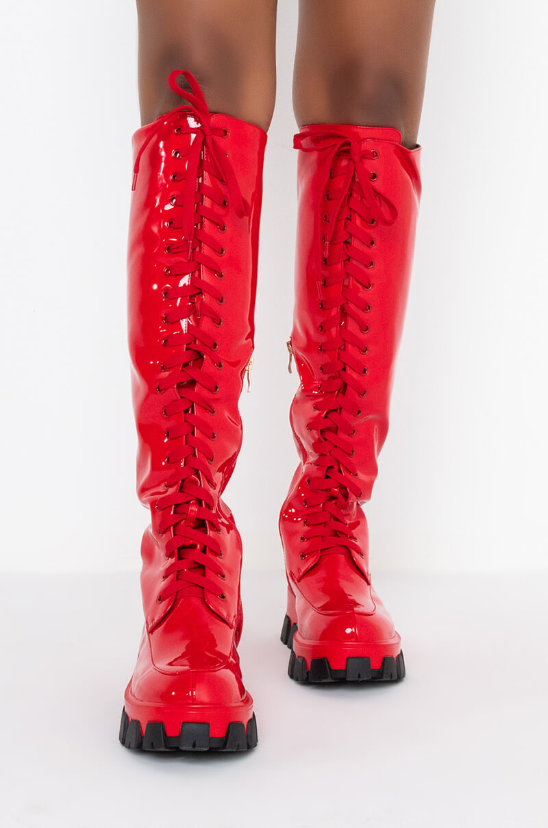 AZALEA WANG EVERYBODY KNOWS IT FLATFORM BOOT IN RED
