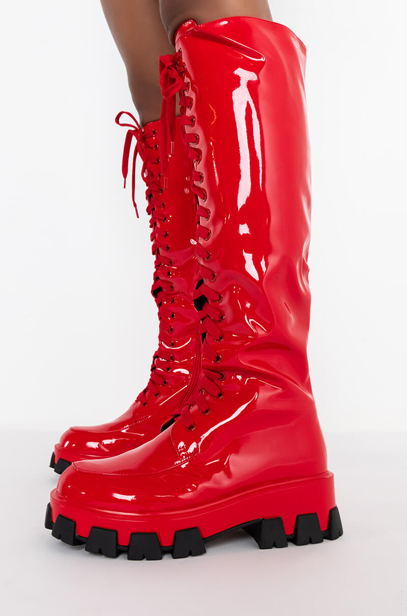 AZALEA WANG EVERYBODY KNOWS IT FLATFORM BOOT IN RED