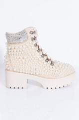 AZALEA WANG GET LOST FLATFORM BOOTIE IN WHITE