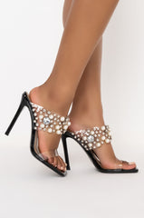 AZALEA WANG HOLD ON TO ME STILETTO SANDAL IN BLACK