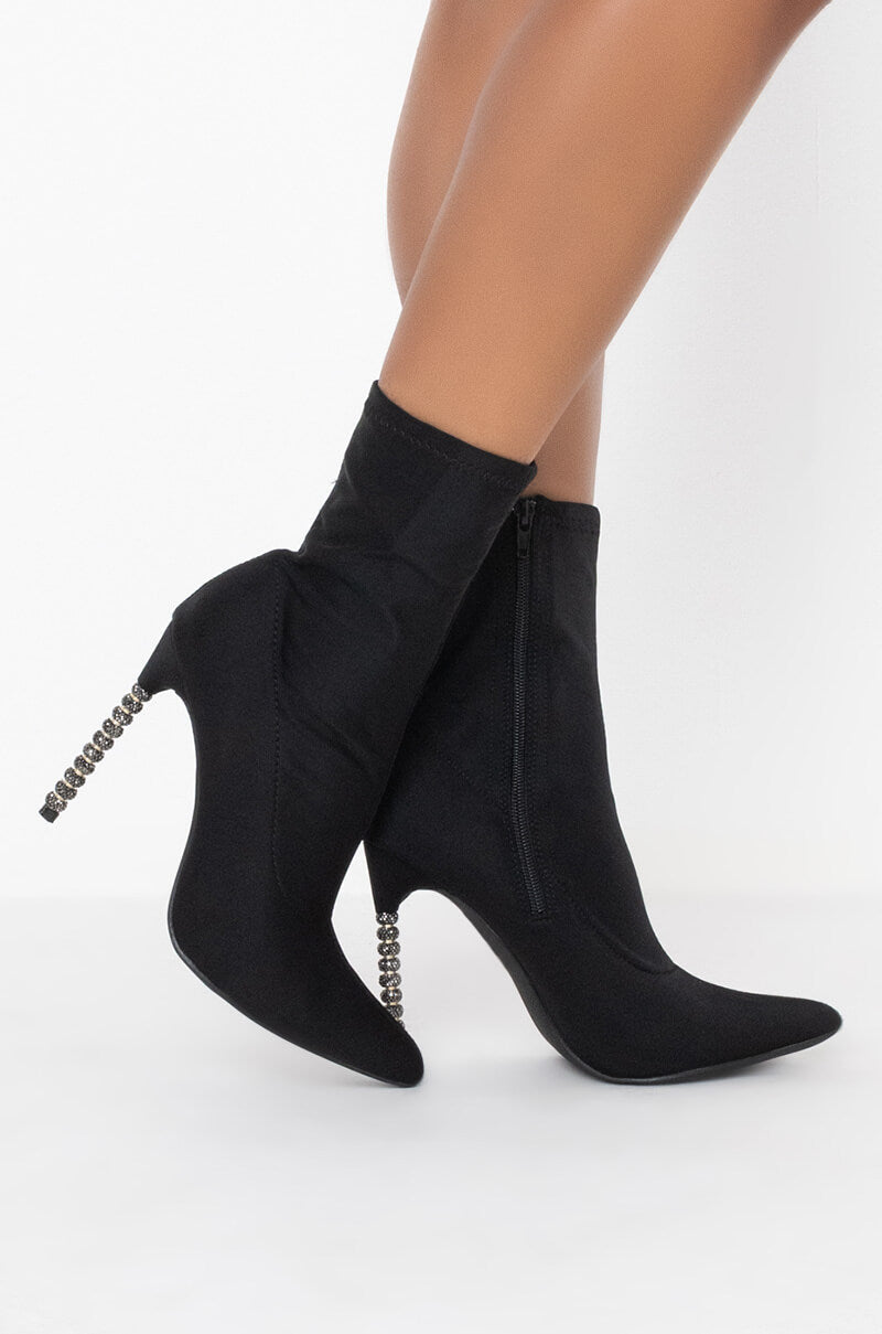 AZALEA WANG ONLY ONE FOR YOU STILETTO BOOTIE IN BLACK