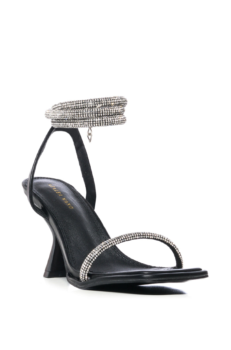 AZALEA WANG RICHARDS BLACK SPARKLE SANDAL
