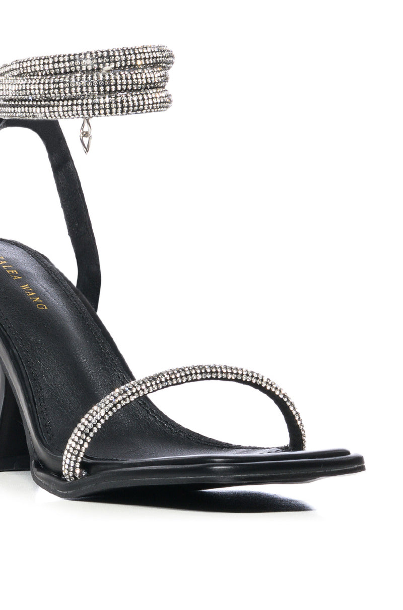AZALEA WANG RICHARDS BLACK SPARKLE SANDAL
