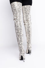 AZALEA WANG SNATCHED YOUR SOUL STILETTO BOOT IN WHITE