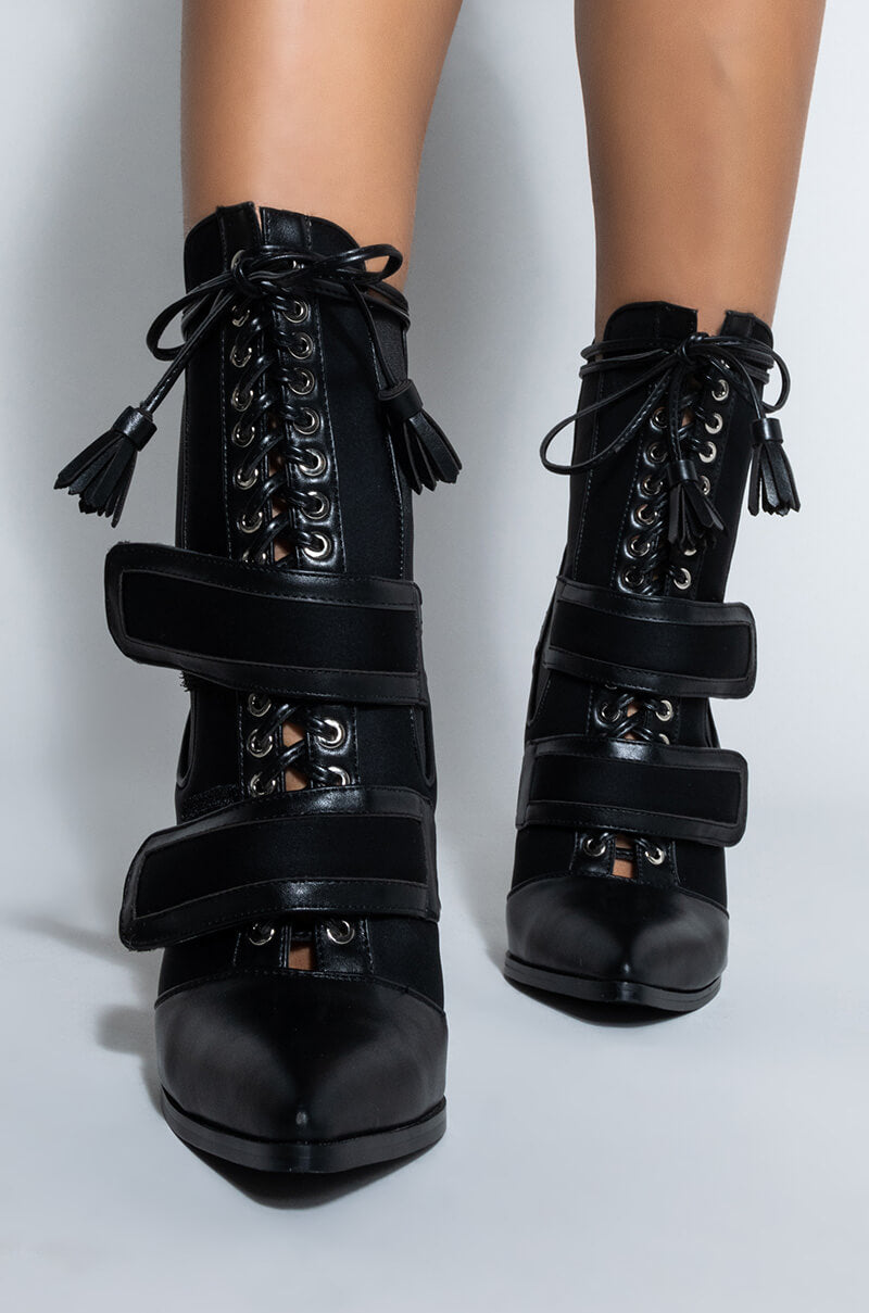 AZALEA WANG STAY FOCUS STILETTO BOOTIE IN BLACK