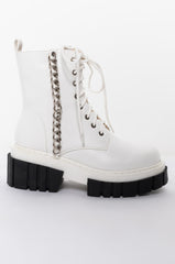 AZALEA WANG SWEET LIKE HONEY FLATFORM BOOTIE IN WHITE