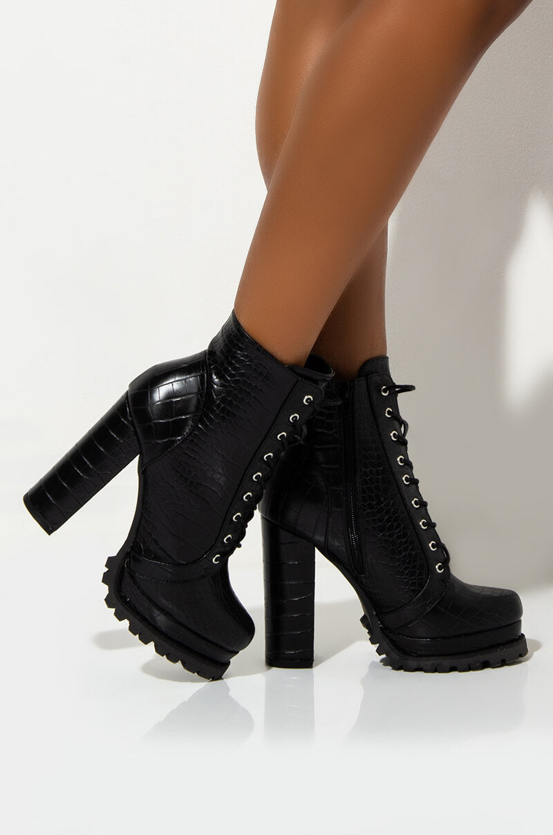 BADASS PLATFORM LACE UP BOOTIE BLACK CROC