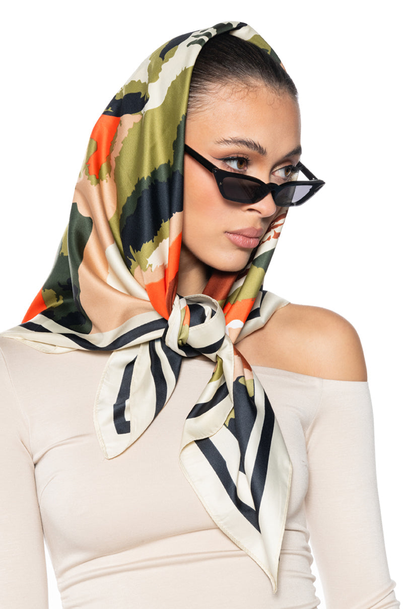 BASEL SATIN SCARF TOP COMBO