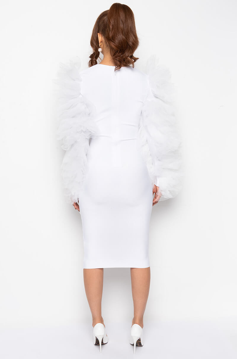 BEST IN SHOW TULLE AND BANDAGE MAXI DRESS WHITE