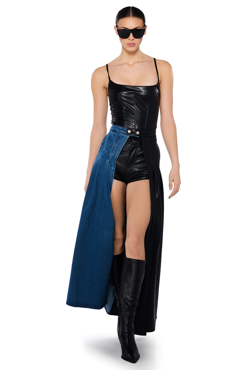 BETTER THAN EVER BELT SKIRT