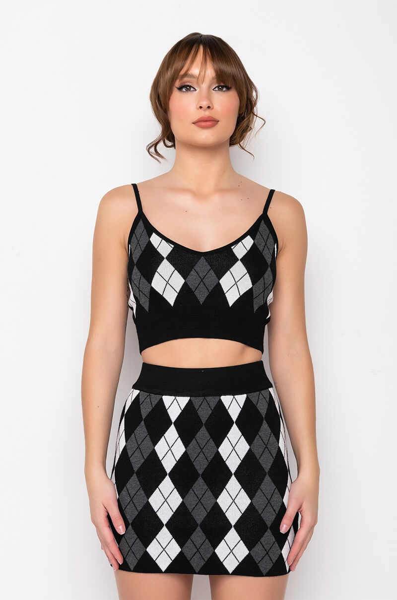 BIRDIE ARGYLE KNIT CROP TOP
