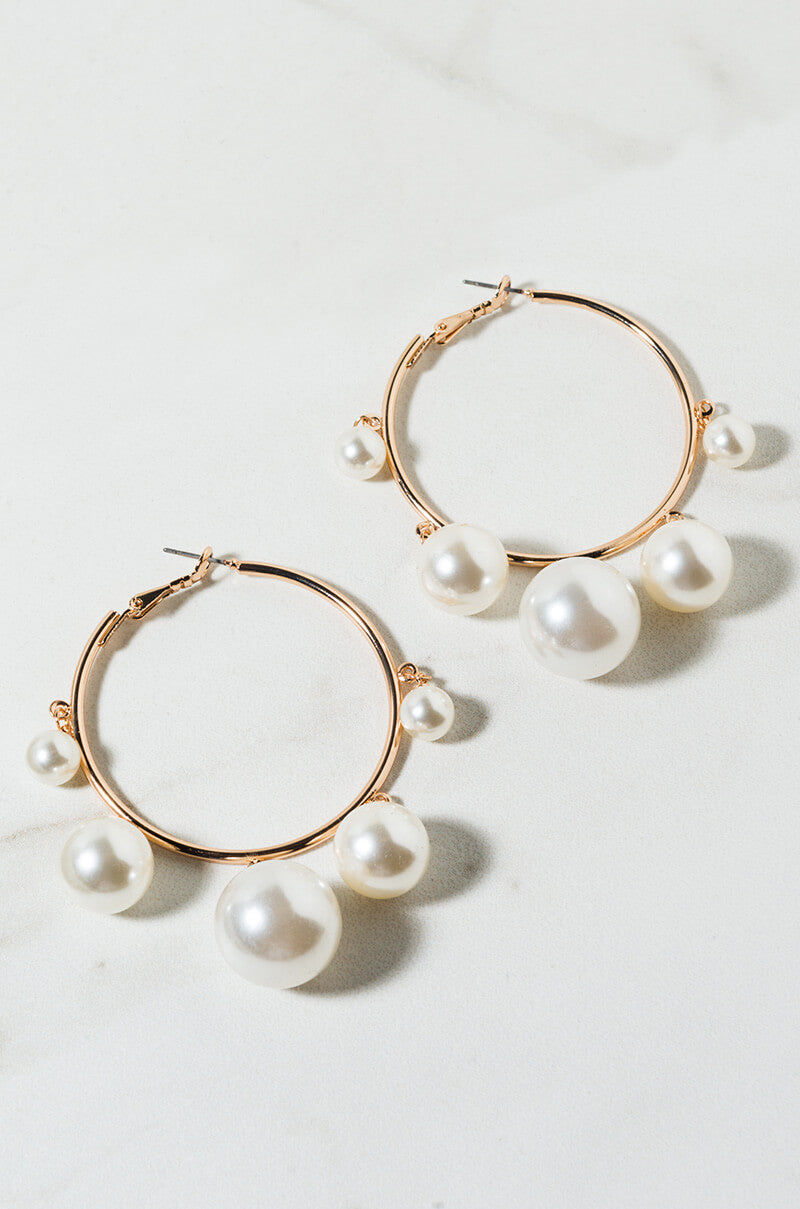 DOMINICANA PEARL HOOP EARRING