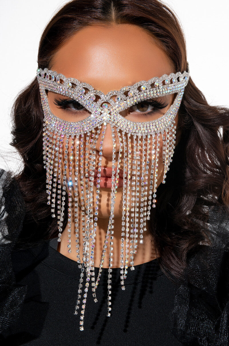 BUTTERFLY RHINESTONE MASK