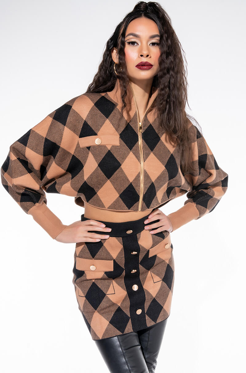 CALL ME ZIP UP SWEATER BEIGE MULTI