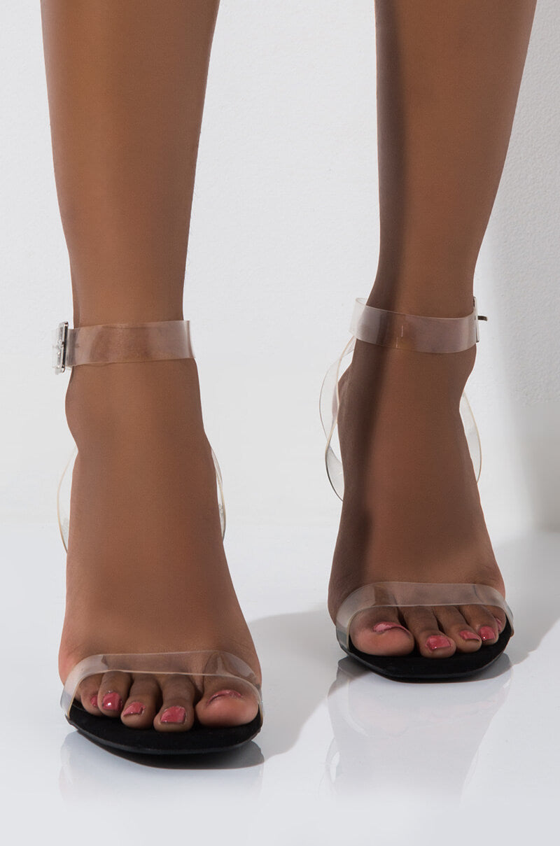 CAPE ROBBIN SANE CHUNKY SANDAL FLAT BLACK