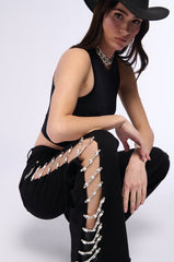 COVERED IN DIAMONDS RELAXED JEANS IN BLACK