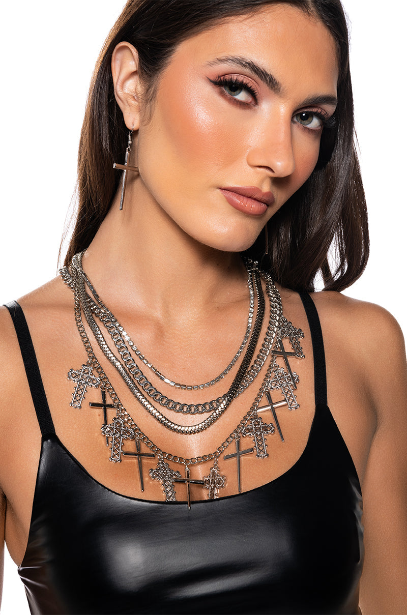 CROSS MY HEART NECKLACE