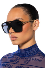 DO NOT DISTURB OVERSIZED SUNNIES