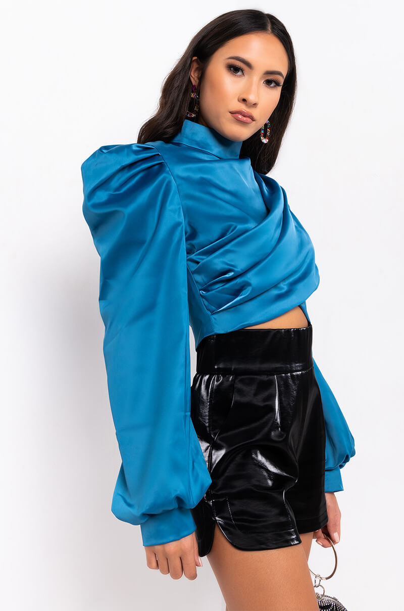 DONT BREAK LONG SLEEVE SATIN CROP TOP BLUE