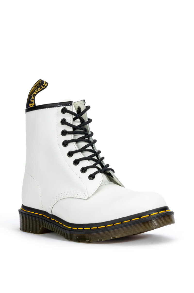 DR. MARTENS 1460 SMOOTH WHITE BOOTIES