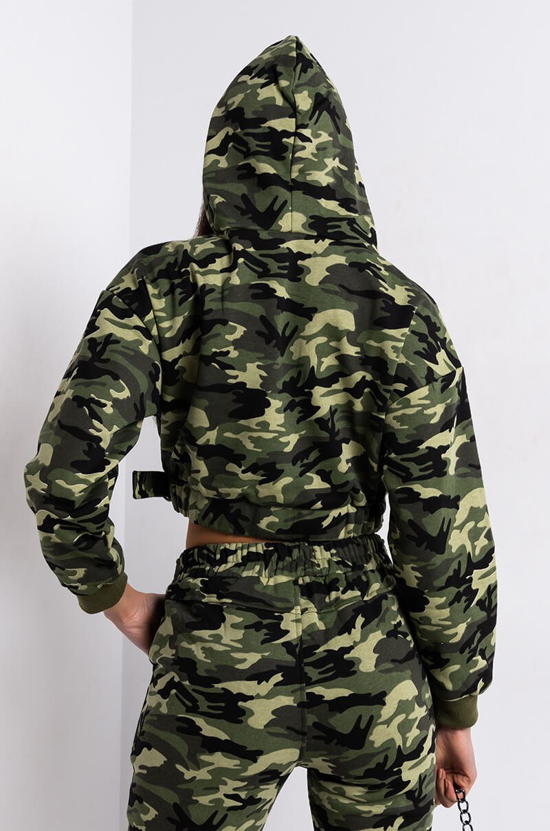 EASY TO SAY SWEATSHIRT GREEN CAMO