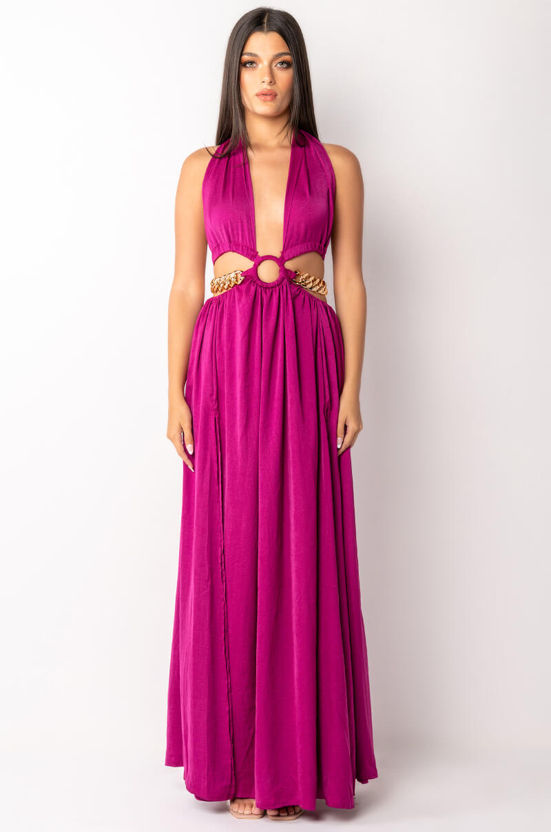EVERYTHING YOU NEED MAXI DRESS WITH ATTACHED CHAIN