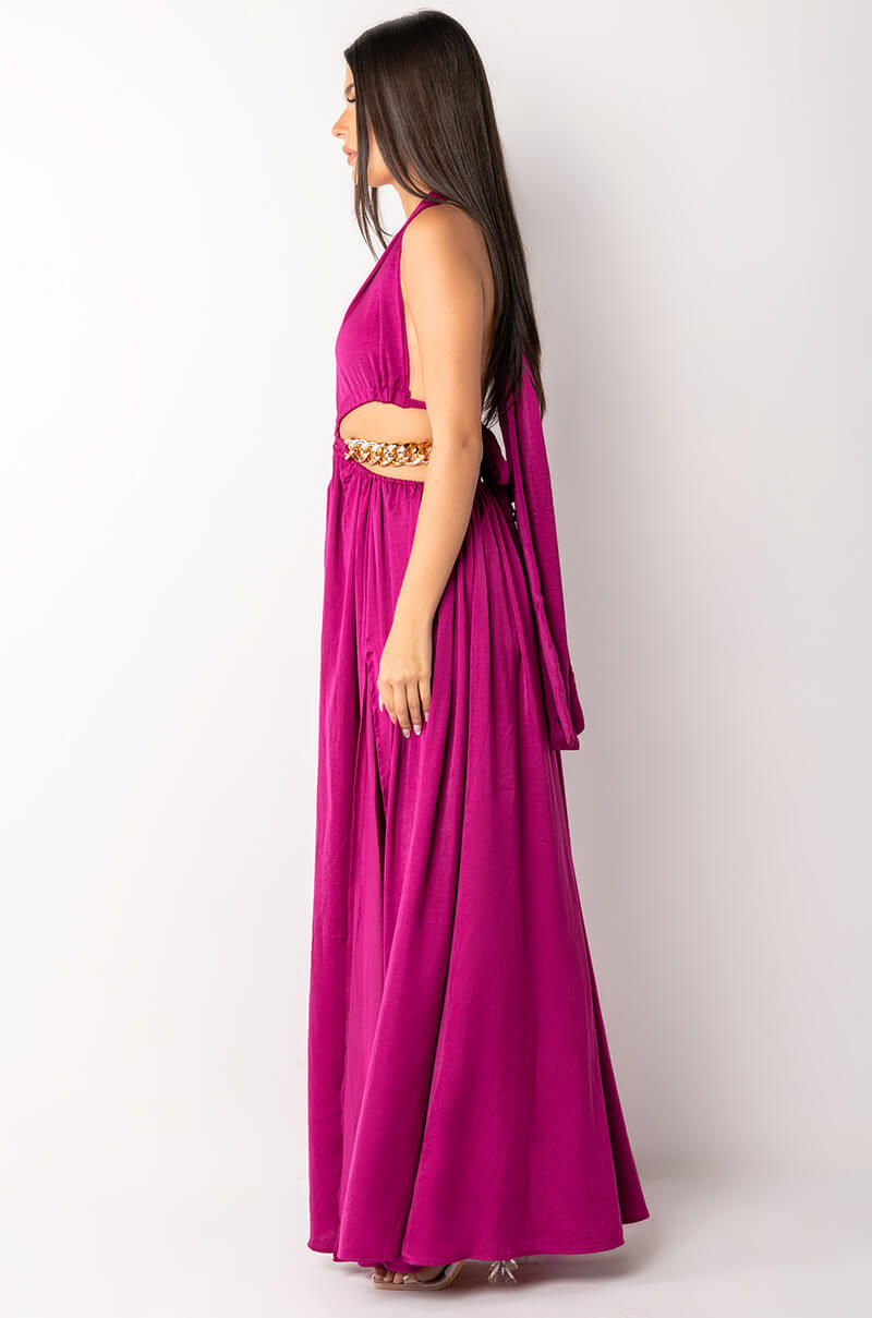 EVERYTHING YOU NEED MAXI DRESS WITH ATTACHED CHAIN