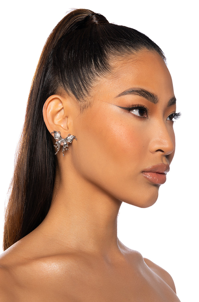 BUTTERFLY EARRING
