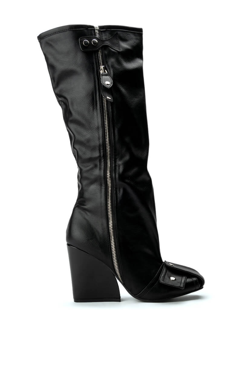 EMBELLISHED CHUNKY BOOT IN BLACK