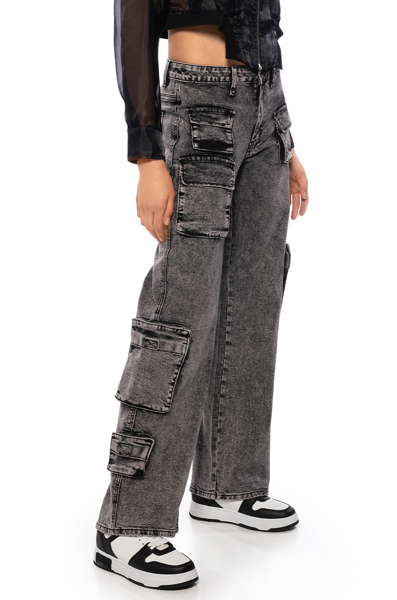SELINA MULTIPOCKET CARGO JEAN