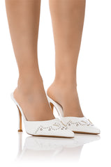 SKYMORE WHITE PUMP