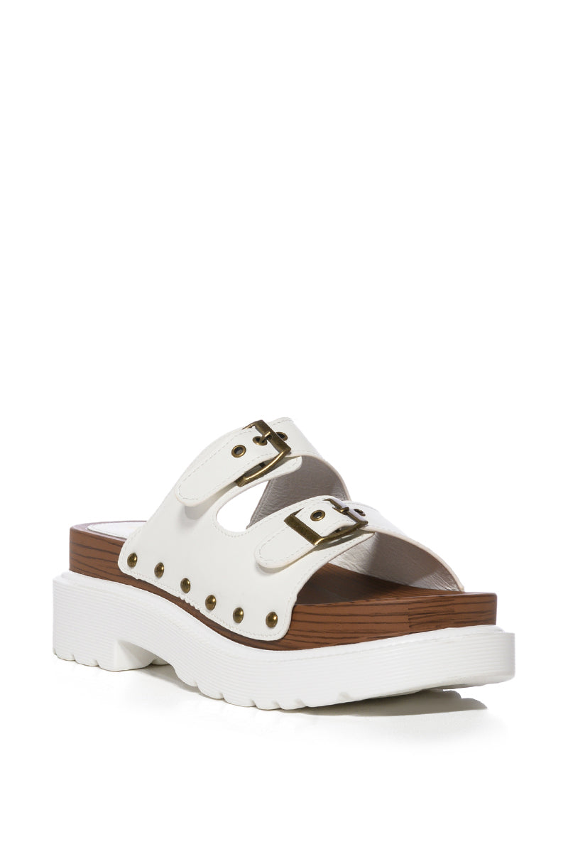 SLOW MOTION WHITE FLATFORM SANDAL